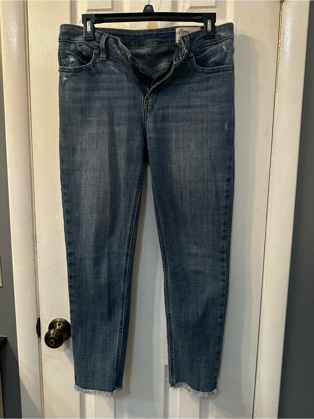 Women's Cropped Slim Straight Jeans in Dark Blue
